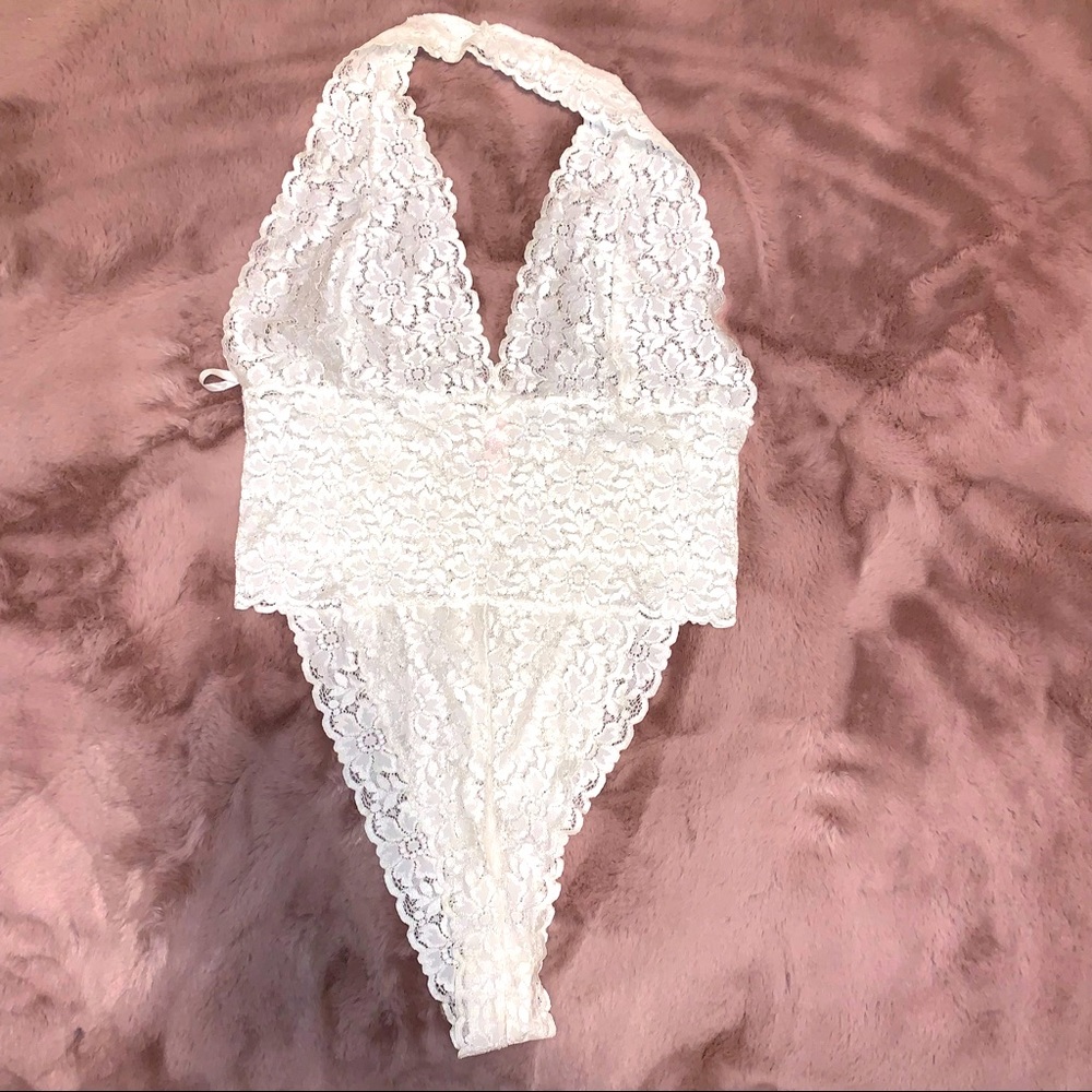 NWOT Sexy Victoria’s Secret white lace lingerie